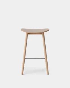 Massproductions Icha barstool 65 cm, Beech Beige