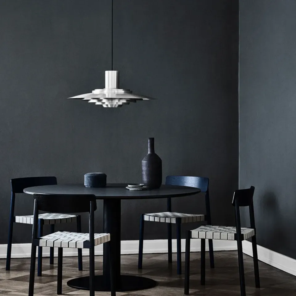 Hot &Tradition In Between SK12 dining table, Oak oil.matte black metal stand Beige