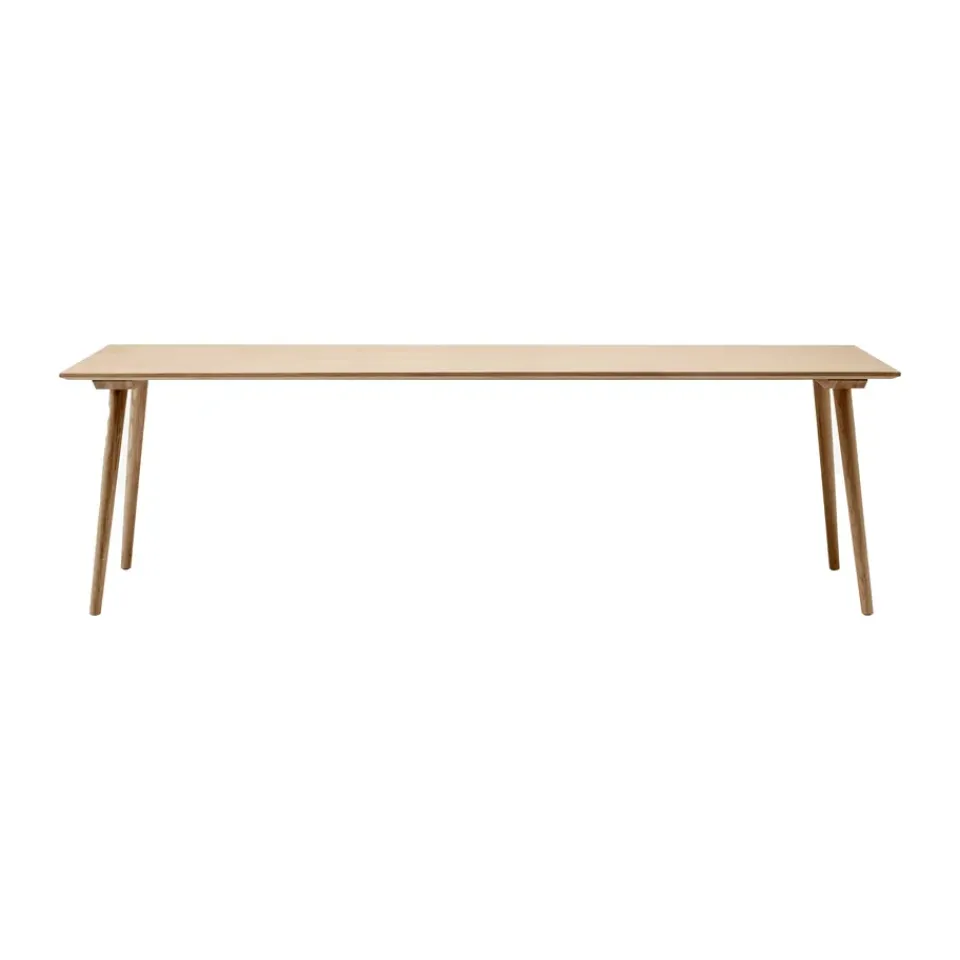 Dining Tables^&Tradition In Between table SK6, Clear lacquered oak Beige