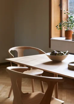 Dining Tables^&Tradition In Between table SK5, Clear lacquered oak Beige