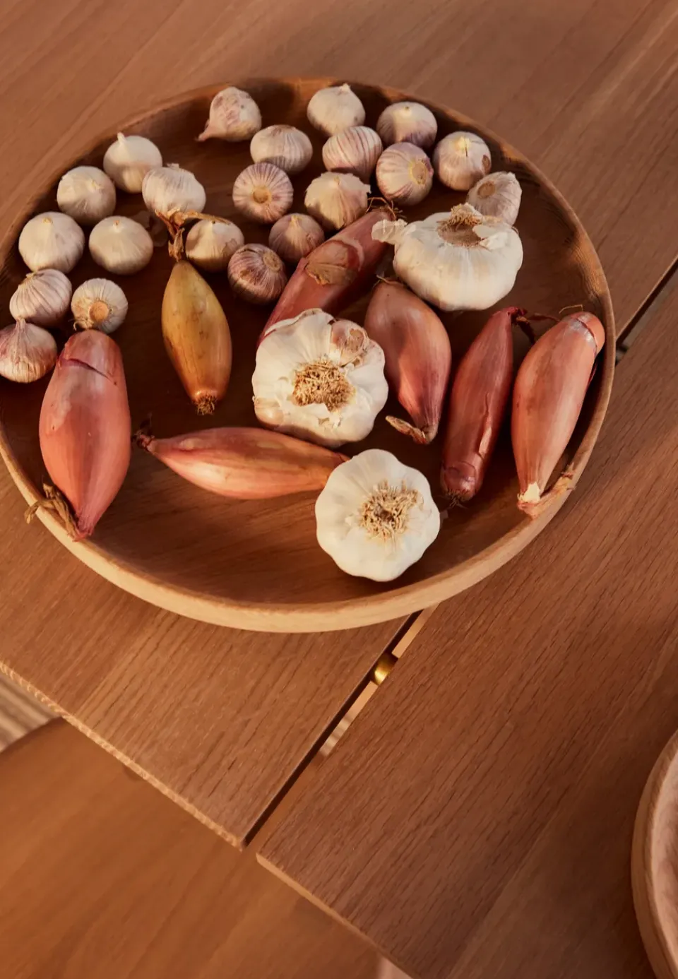 Trays^OYOY Inka wooden tray round Ø30 cm, Nature Brown