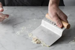 More Baking Accessories|Other Kitchen Utensils^Mason Cash Innovative bench-top scraper 15 cm, Cream Gray WhiteGrey