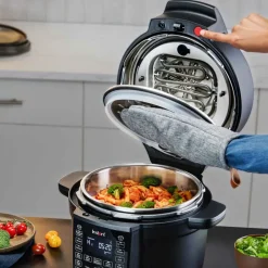 New Instant Pot Duo Crisp Ultimate Air Fryer Lid 6.2 L, Black