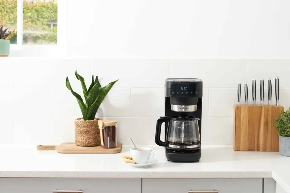 Coffee Machines^Instant Pot Infusion Brew Plus coffee maker, Black