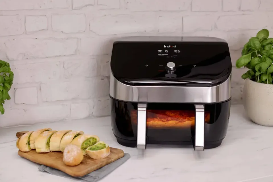 Air Fryers^Instant Pot Vortex VersaZone air fryer 8.5 L, Black