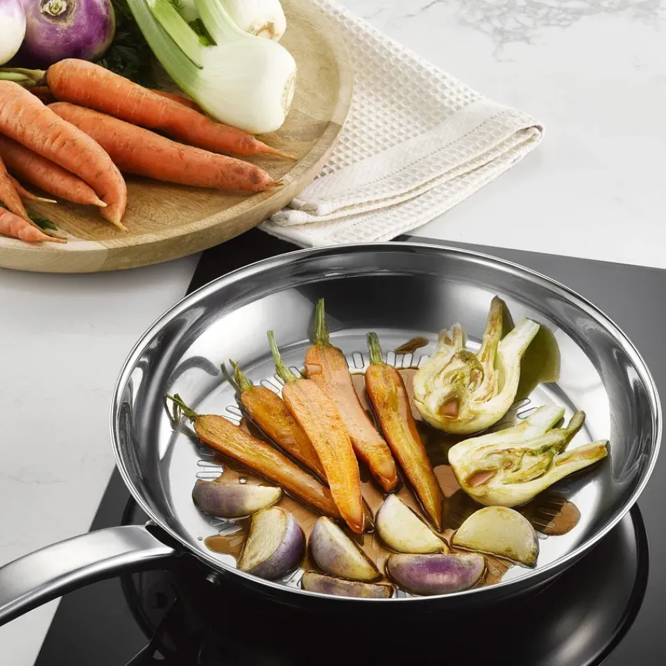 Frying Pans & Skillets^Tefal Intuition Techdome frying pan, Ø28 cm Silver-coloured