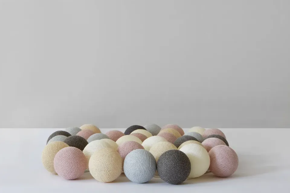 Hot Irislights Iris lights blush, 20 balls BeigeGreyBlack