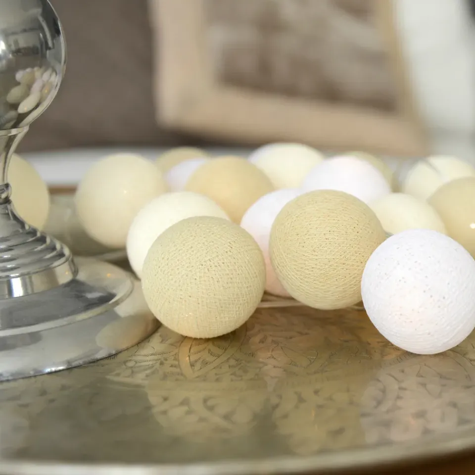 Irislights Creamy , 20 balls White