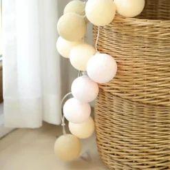 Irislights Creamy , 20 balls White