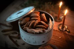 Discount Wik & Walsøe Julemorgen Story Cookie Jar 2 Pieces, White- Multi