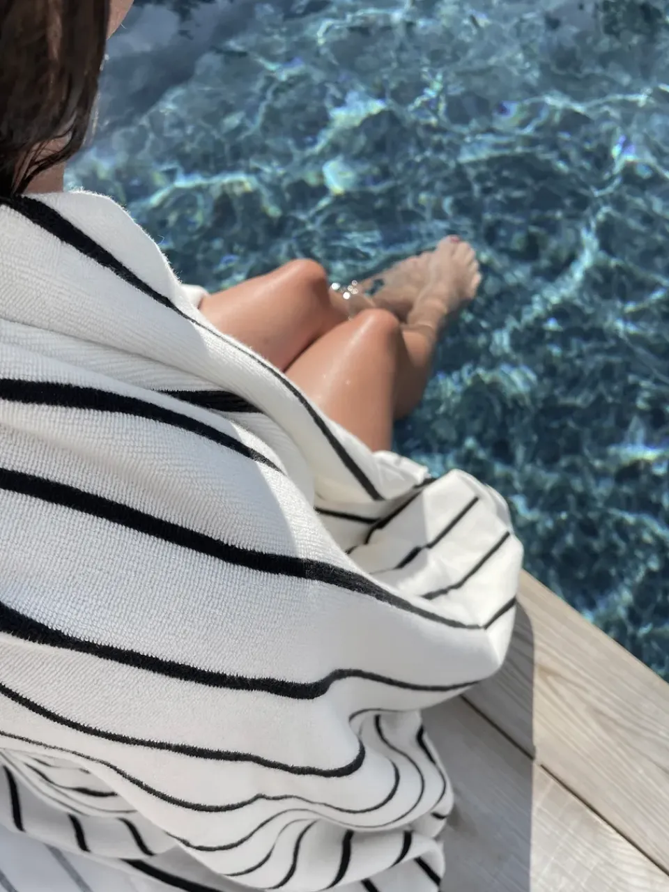 Tell Me More Juno bath towel 100x180 cm, Black