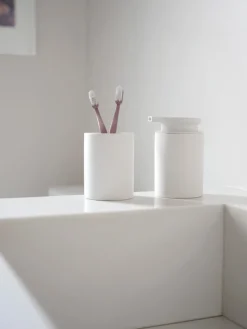 Zone Denmark Karma soap dispenser 25 cl, White