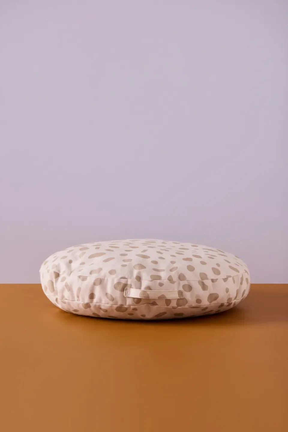Best Kid's Concept Kid's Base floor cushion Ø60 cm, Dotted White