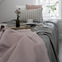 Sale Scandi Living Kimono bed spread 139x260 cm, dusty rose Pink