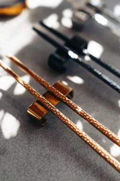 Outlet Vargen & Thor Kito Chopsticks 4-pack, brass Gold-coloured