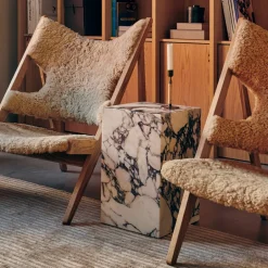 Armchairs & Footstools^Audo Copenhagen Knitting lounge chair, Sheepskin sahara, walnut legs Brown