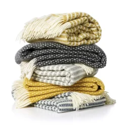 Wool Blankets & Throws^Klippan Yllefabrik Knut wool plaid, Saffron Yellow