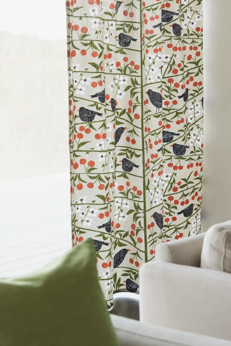 Online Almedahls Körsbärsträdgården fabric, Beige