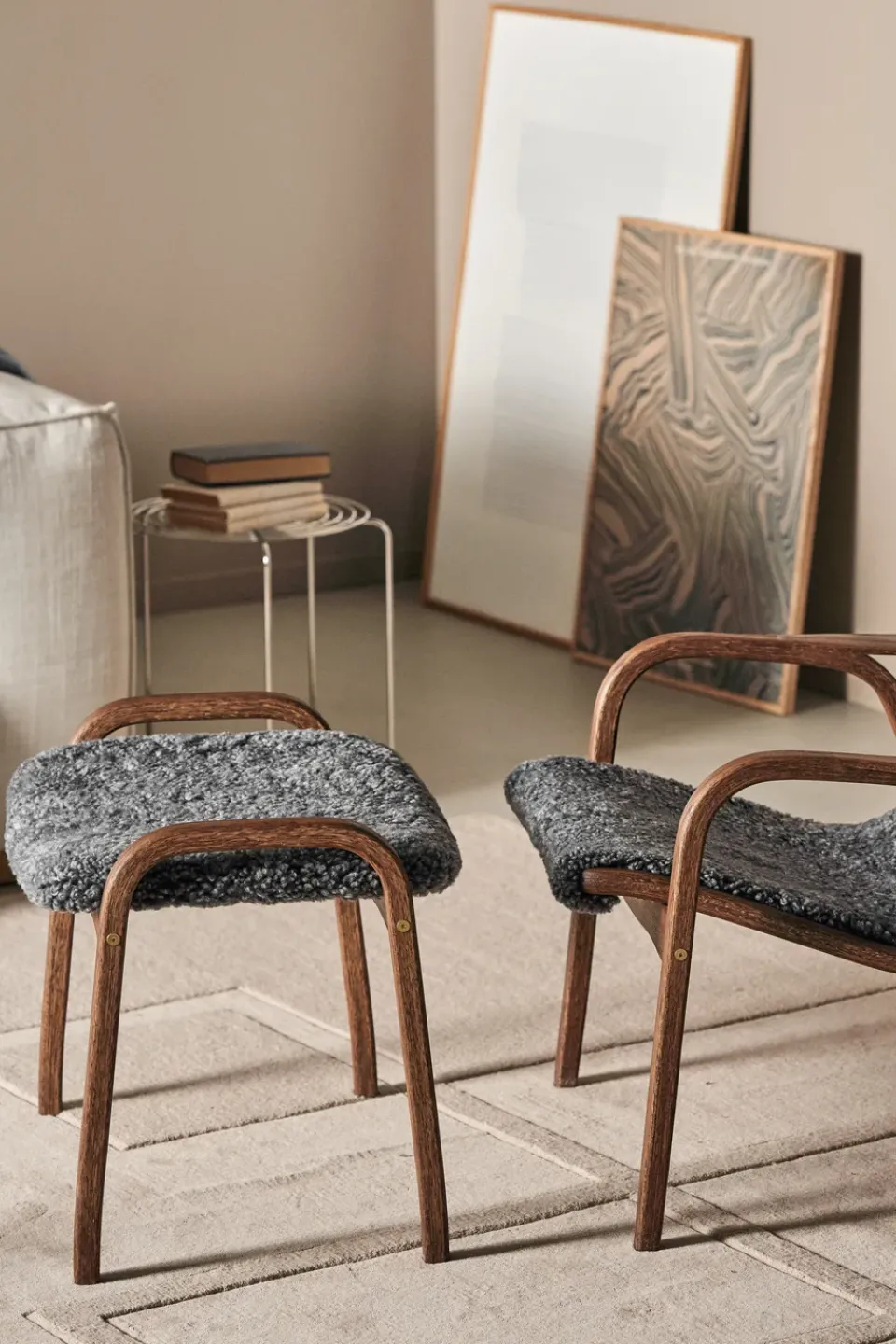 Online Swedese Lamino armchair and footstool oak/sheepskin Special Edition, Rubio Monocoat Chocolate-Charcoal Grey