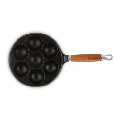 Best Le Creuset cast iron doughnut tin, Matte Black