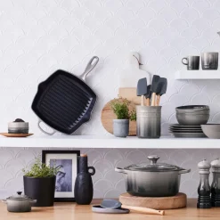 Hot Le Creuset grill pan 26 cm, Flint BlackGrey