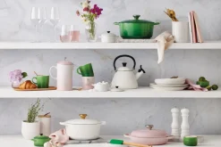 Le Creuset Kone kettle with whistle, White