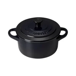 Hot Le Creuset mini casserole 10 cm, Black