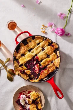 Cast Iron Pans^Le Creuset Signature deep frying pan Ø26 cm, Cerise Red