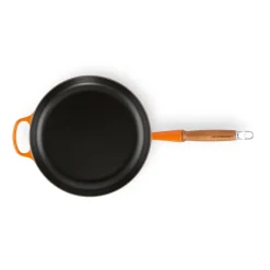 New Le Creuset Signature frying pan wooden handle 28 cm, Flame Red