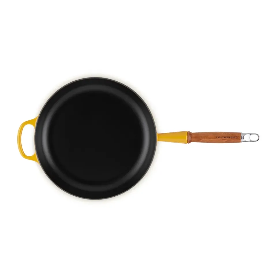 Outlet Le Creuset Signature frying pan wooden handle 28 cm, Nectar YellowOrange