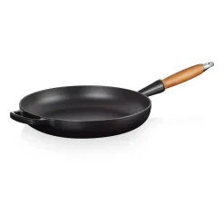 Cast Iron Pans^Le Creuset Signature frying pan wooden handle 28 cm, Matte Black