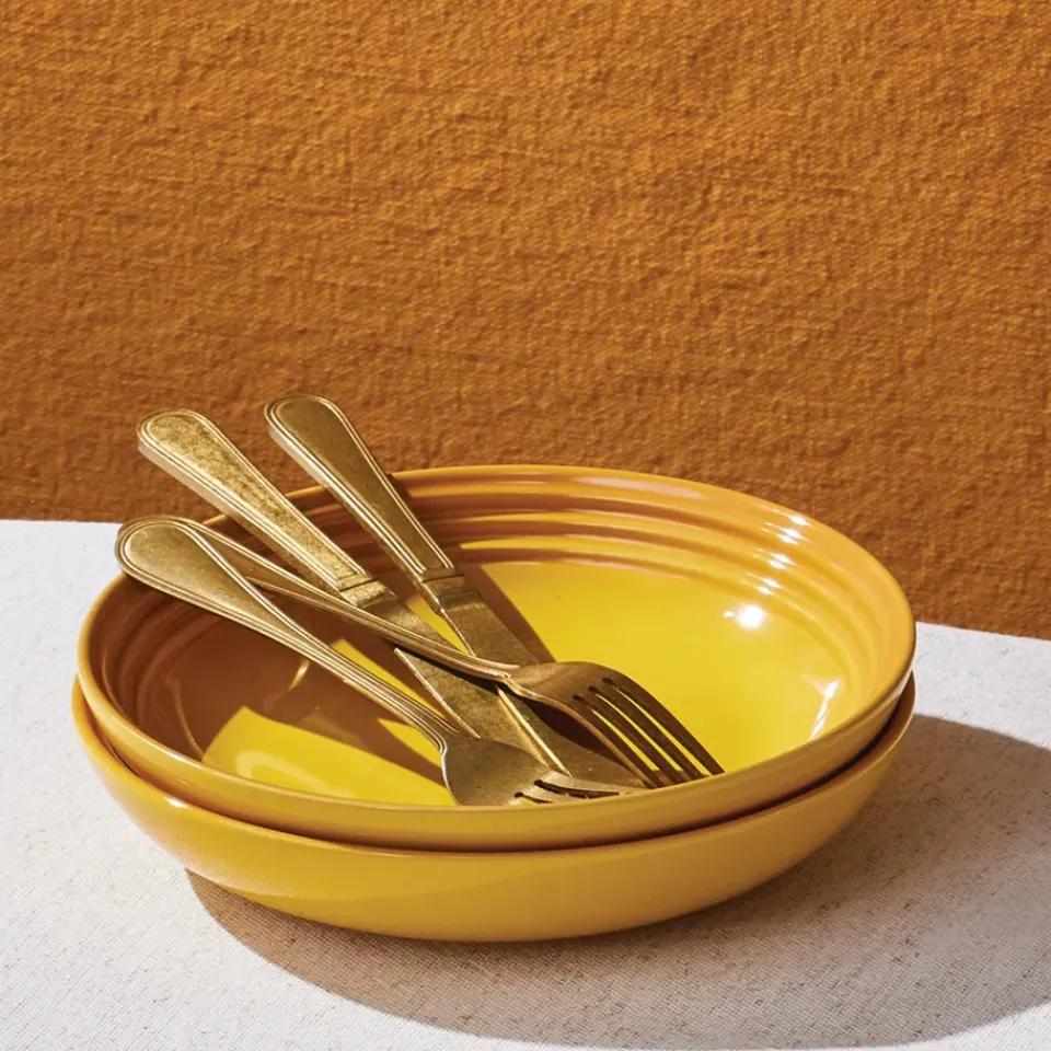 Clearance Le Creuset Signature pasta plate 22 cm, Nectar YellowOrange