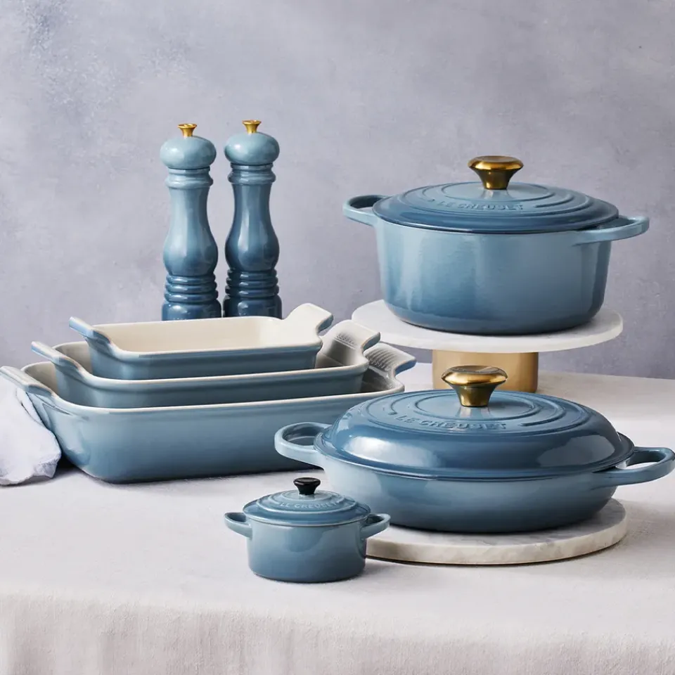 Outlet Le Creuset Signature round casserole 4.2 l, Chambray Blue