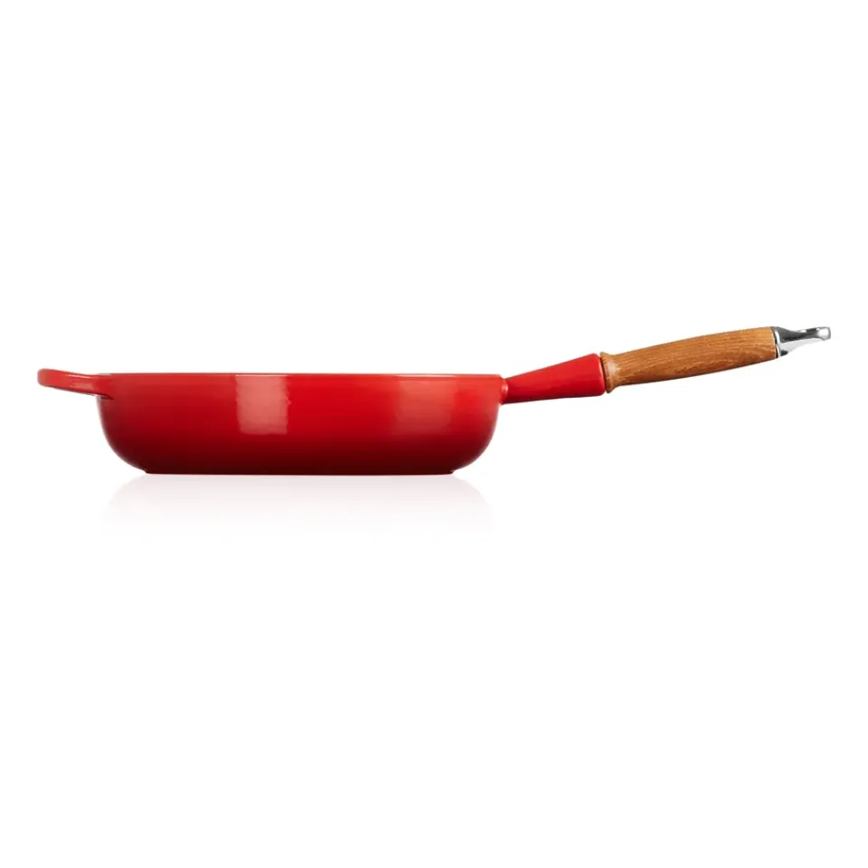 Saucier & Sauté Pans^Le Creuset Signature sauce pan wooden handle 28 cm, Cerise Red