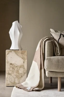 Online Scandi Living Leaf wool throw 130x180 cm, Mole Beige