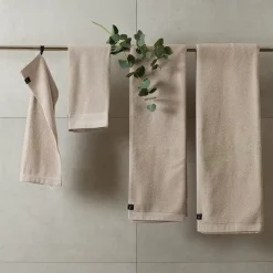 Bath Sheets|Towels^Himla Lina towel mother of pearl, 70x140 cm Beige