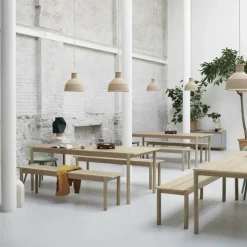 Benches^Muuto Linear bench, oak, 33.5 cm Beige