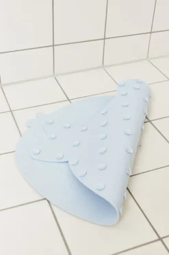 Children's Rugs|Bath Mats^OYOY Little Finn bath mat, Ice Blue