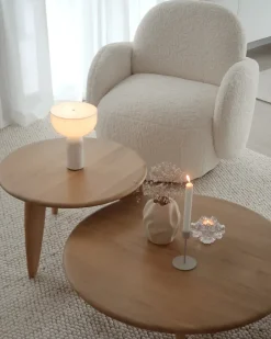 Coffee Tables^1898 Lyckeby coffee table Ø80x29 cm, Natural lacquered oak Brown