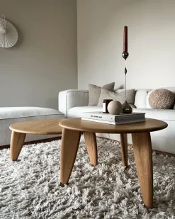 Coffee Tables^1898 Lyckeby coffee table Ø80x29 cm, Natural lacquered oak Brown