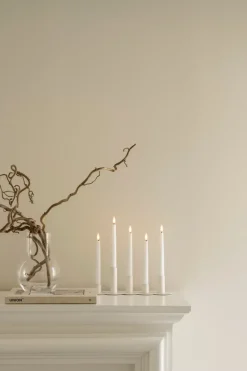 Hot Watt & Veke Lykke combinable candle sticks incl. 5 pcs LED-light, White