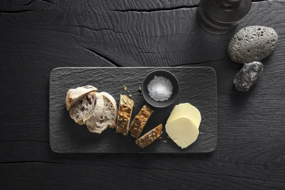 Serving Platters & Dishes^Villeroy & Boch Manufacture Rock serving plate 18x35 cm, Black