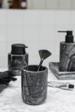 Toothbrush Holders^Mette Ditmer Marble toothbrush holder 10 cm, Black-Grey BlackGrey