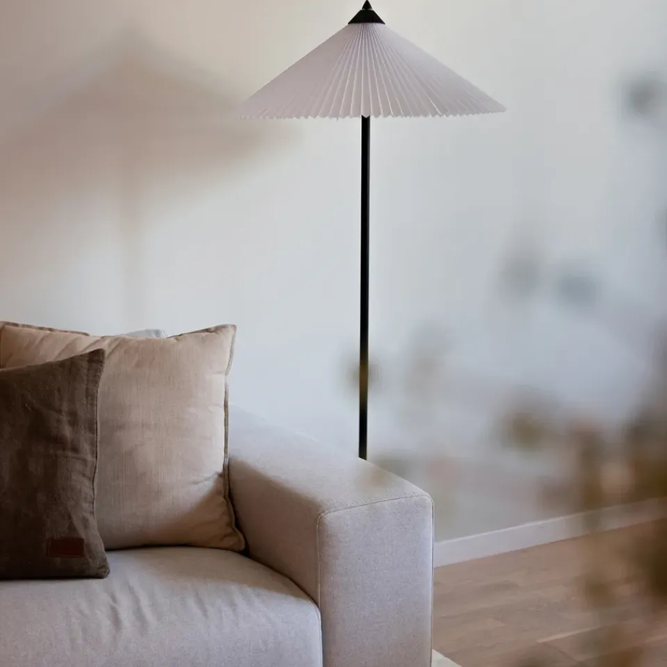 Floor Lamps^Globen Lighting Matisse floor lamp 150 cm, Black- White