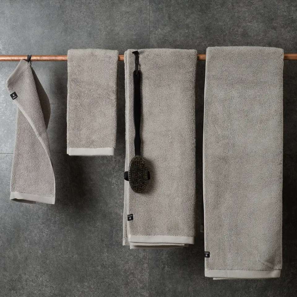 Bath Sheets^Himla Maxime ecological towel lead, 70x140 cm Beige