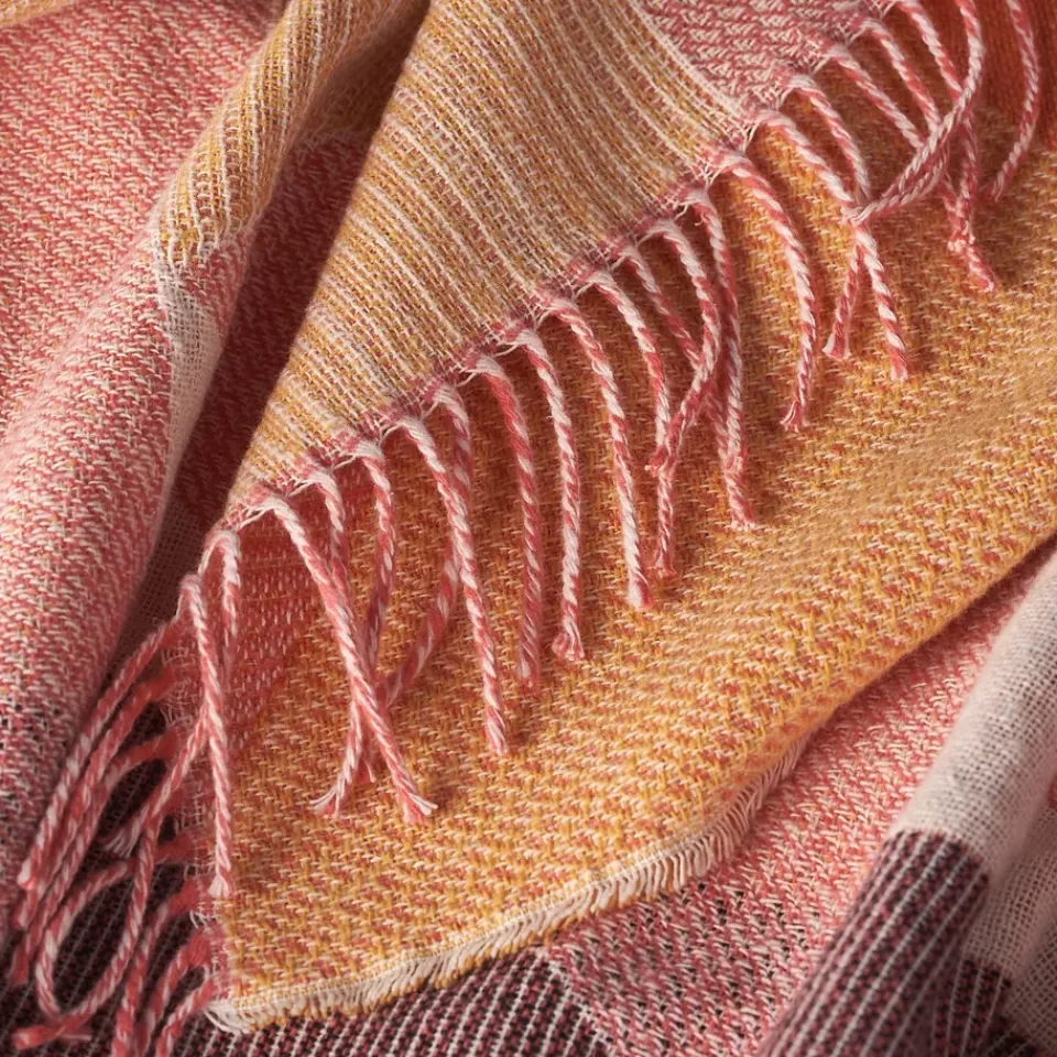 Cotton Blankets & Throws^NJRD Metric cotton throw, pink Multi
