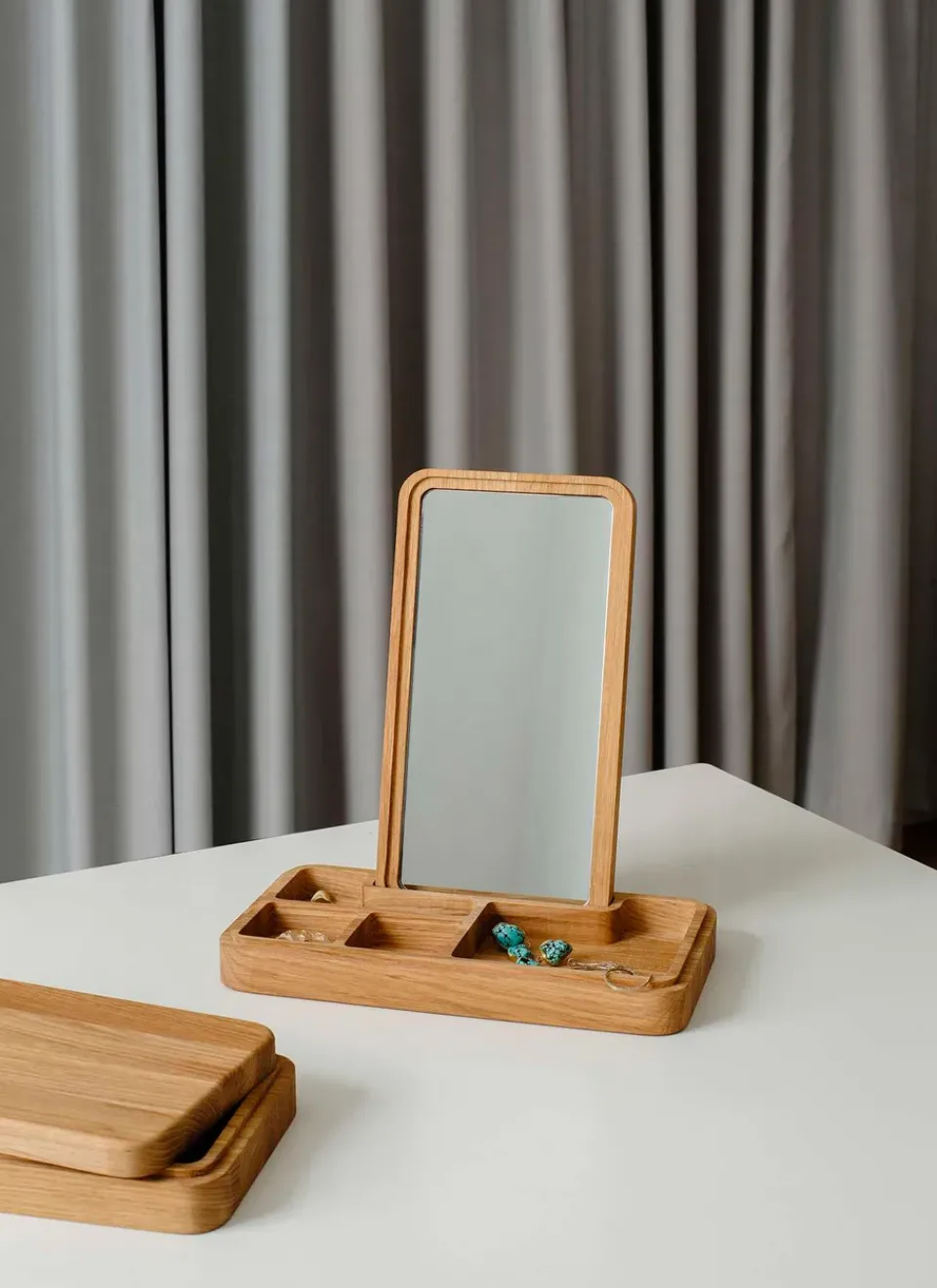 Table Mirrors^Spring Copenhagen Mirror with jewellery box 32 cm, Oak Brown