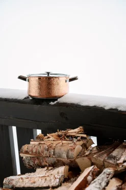 Cooking Pots & Casserole Dishes^Vargen & Thor Mjölner hammered copper casserole dish with lid, Miranda. 4 L Gold-colouredSilver-coloured