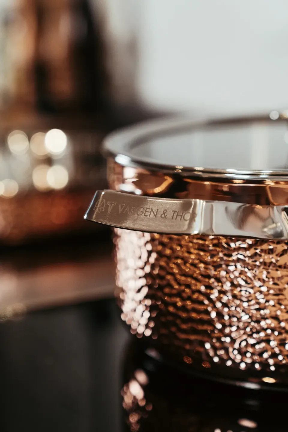 Cooking Pots & Casserole Dishes^Vargen & Thor Mjölner hammered copper casserole dish with lid, Miranda. 4 L Gold-colouredSilver-coloured