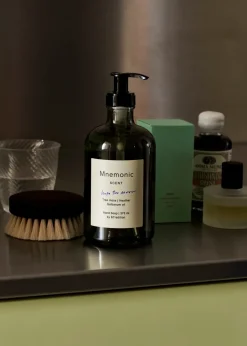 Hot &Tradition Mnemonic MNC1 hand soap 375 ml, Into the moor Grey